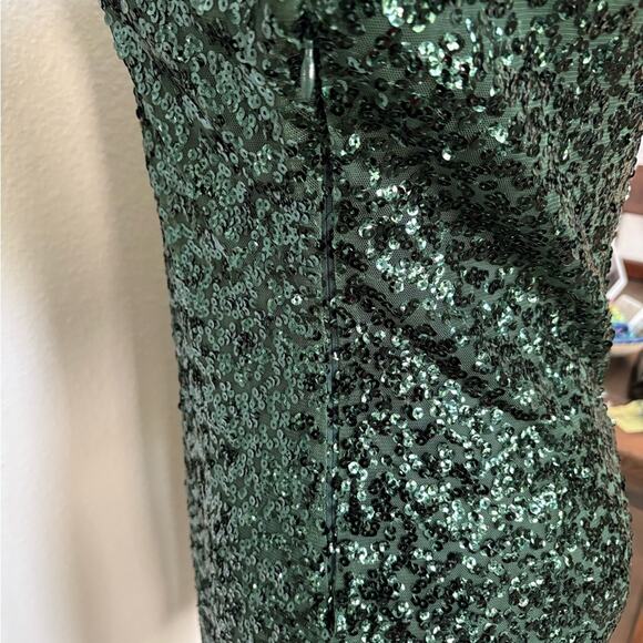Express HOLIDAY sequin green dress size 10. NWT - Picture 7 of 8
